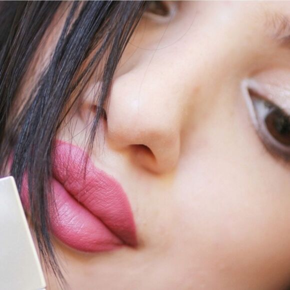 CLINIQUE Plum Pop Even Better Pop Lipstick - Picture 10 of 16